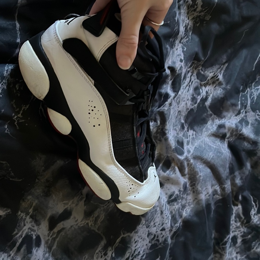 SIZE 6.5 US | 6 RINGS JORDANS USED WOMENS